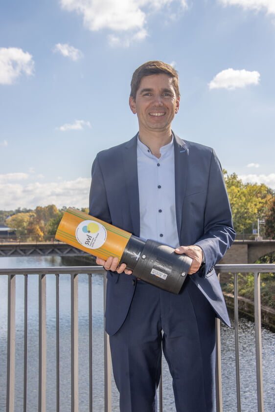 Frieder Schuh, Geschäftsführer